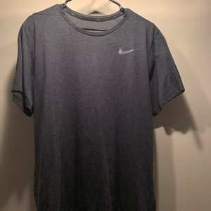Nike gray t-shirt dri-fit